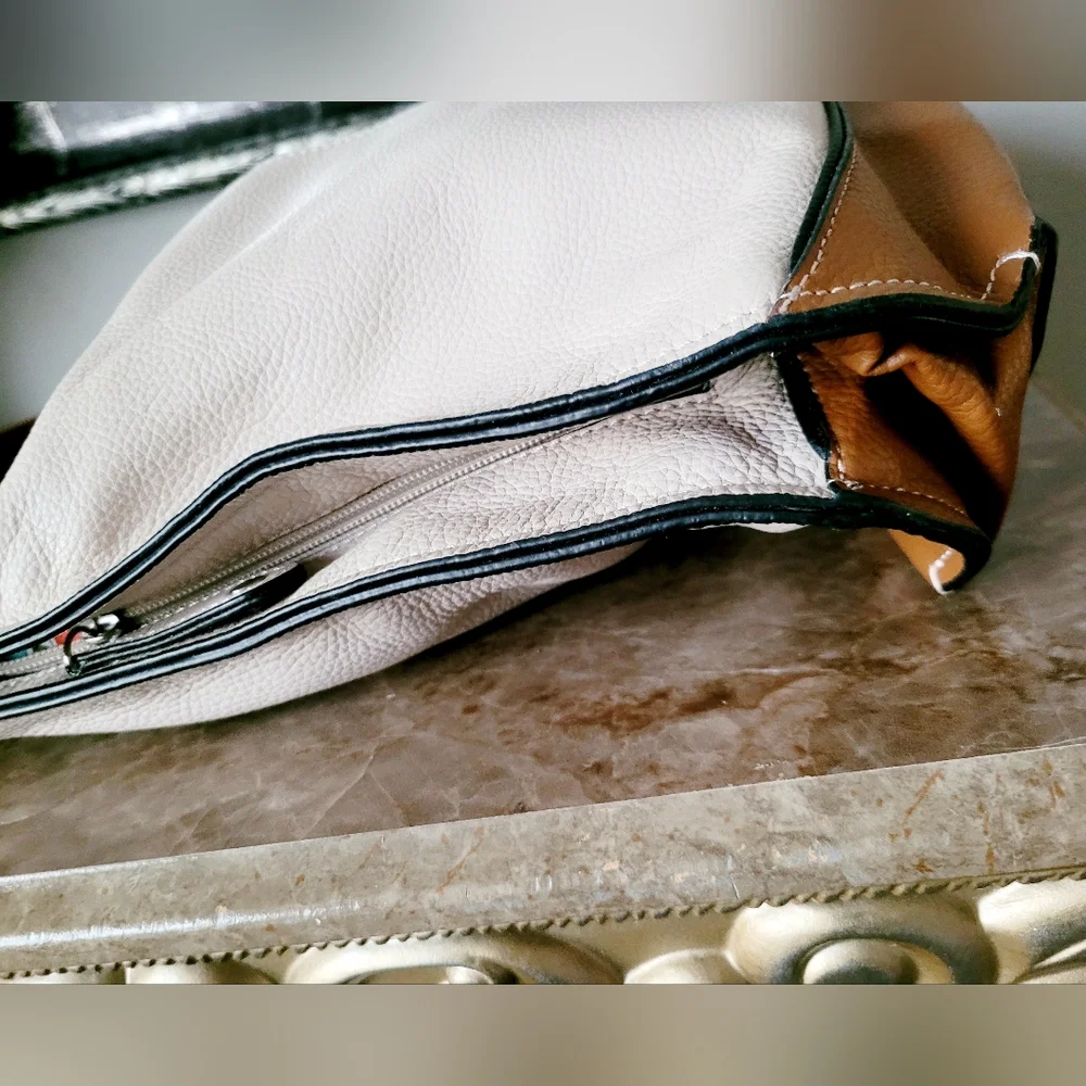 Tignanello Hobo 100% Genuine Leather Shoulder Bag Large Cream/Cognac 14